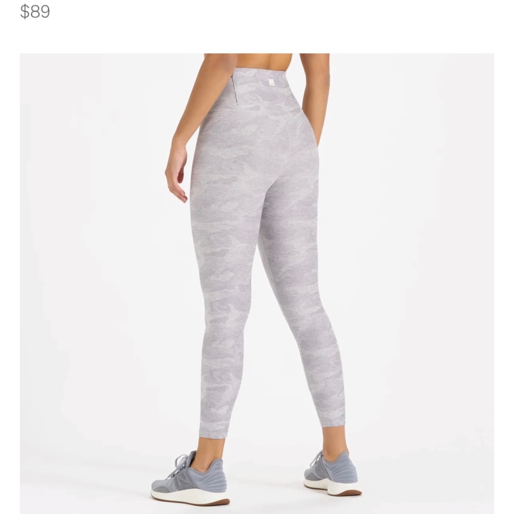 Vuori clean elevation leggings XS